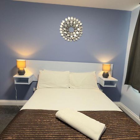 יאוביל The Terrace Lodge Hotel מראה חיצוני תמונה