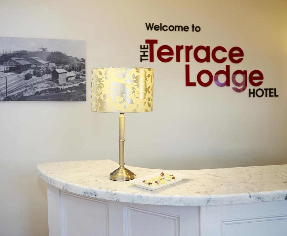 יאוביל The Terrace Lodge Hotel מראה חיצוני תמונה